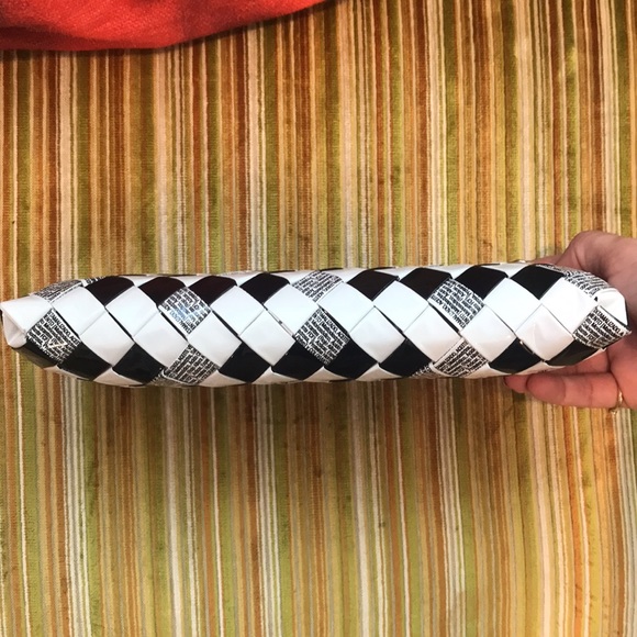 90’s Y2K Nahui Ollin Woven Recycled Chip Bags Clutch. - Picture 4 of 7